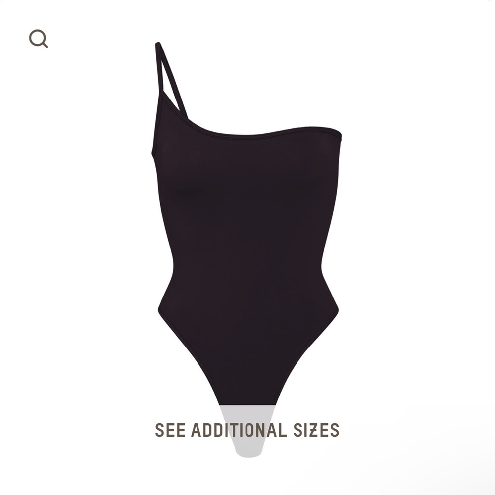 Skims Essential One Shoulder Bodysuit